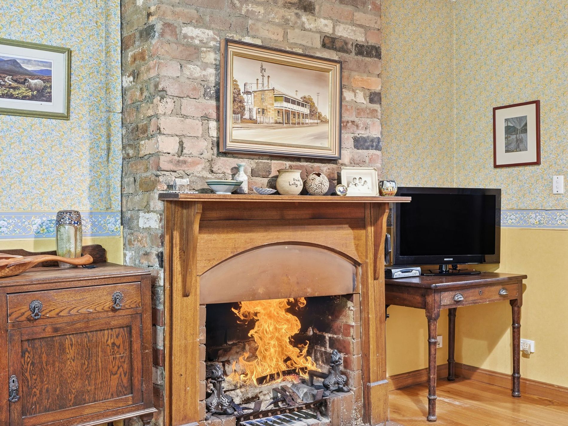 412 Lymington Road, Lymington