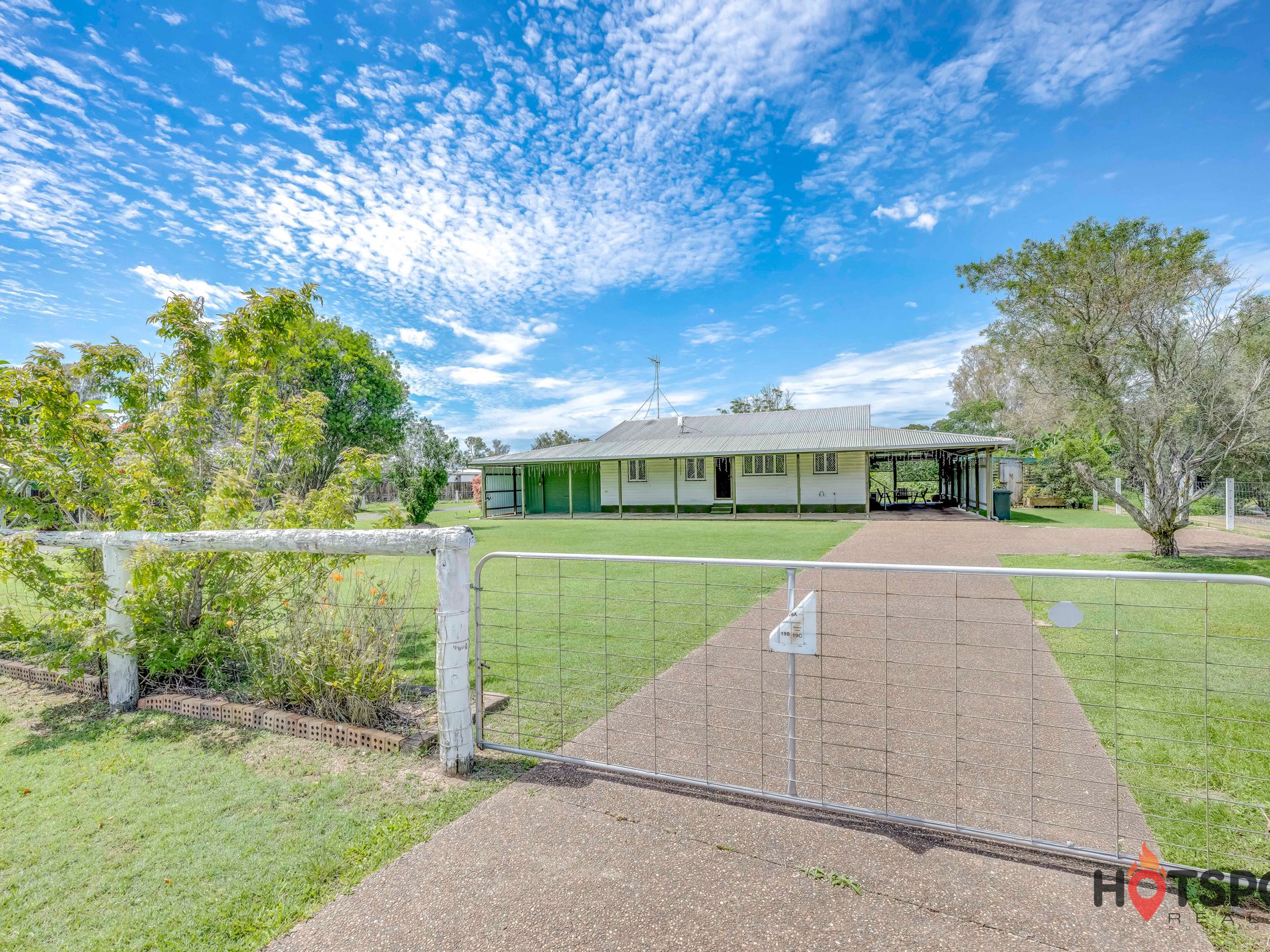 19C Low Street, Kensington