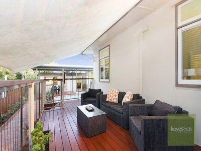 12 Brisk Street, Rowes Bay