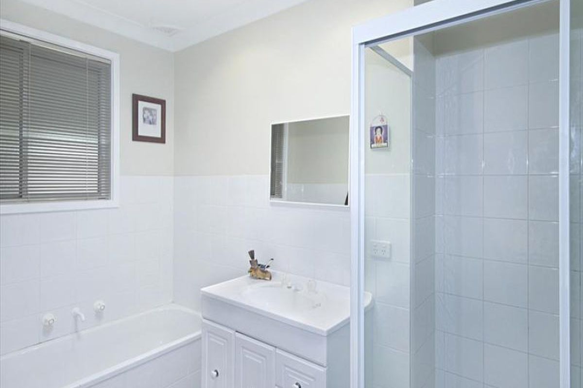 7 Bayline Drive, Point Clare
