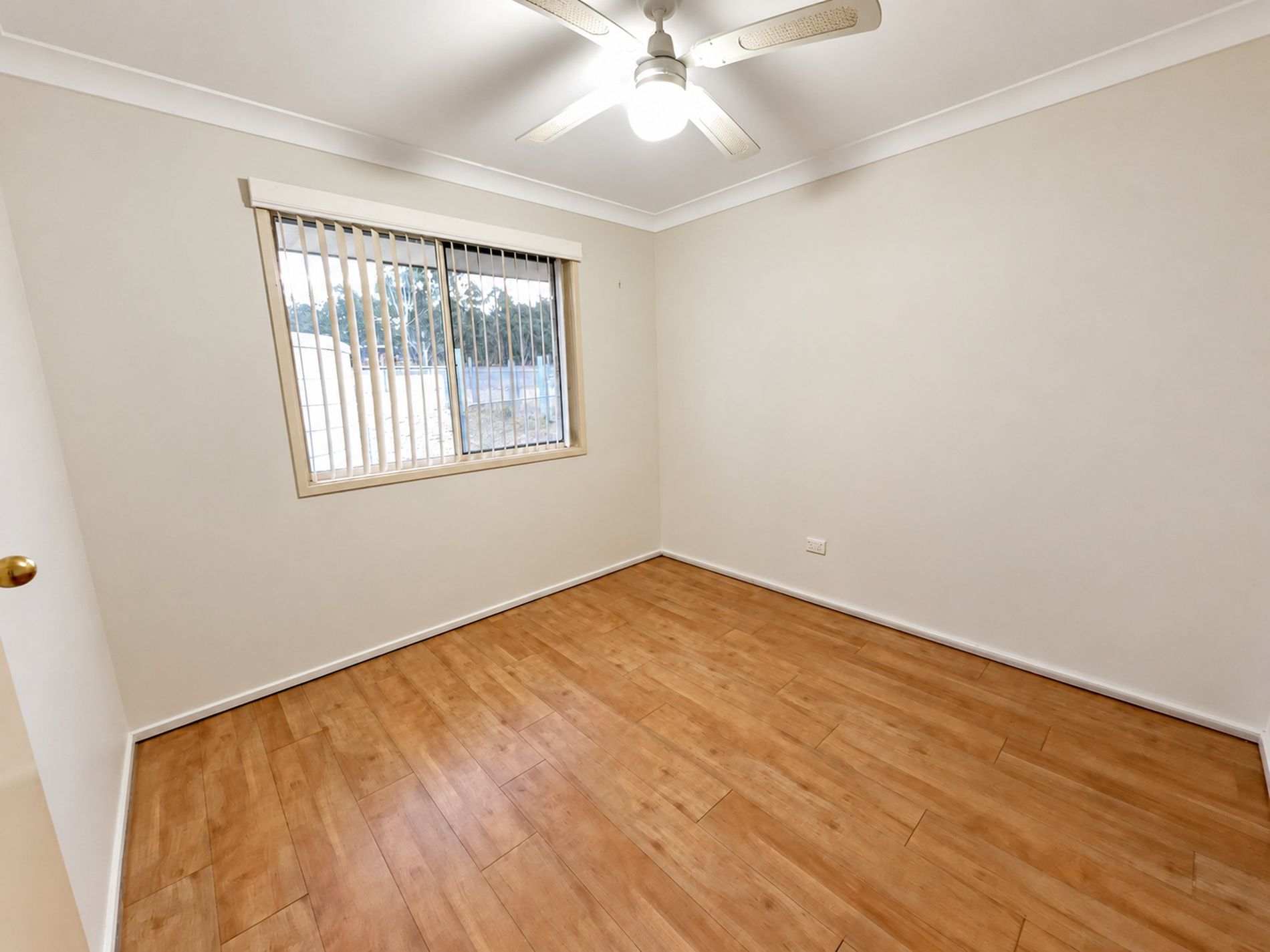 16 Malar Crescent, Booie