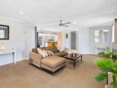 1 Madelin Court, Thorneside