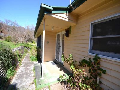 7 Bogong Avenue, Mount Beauty