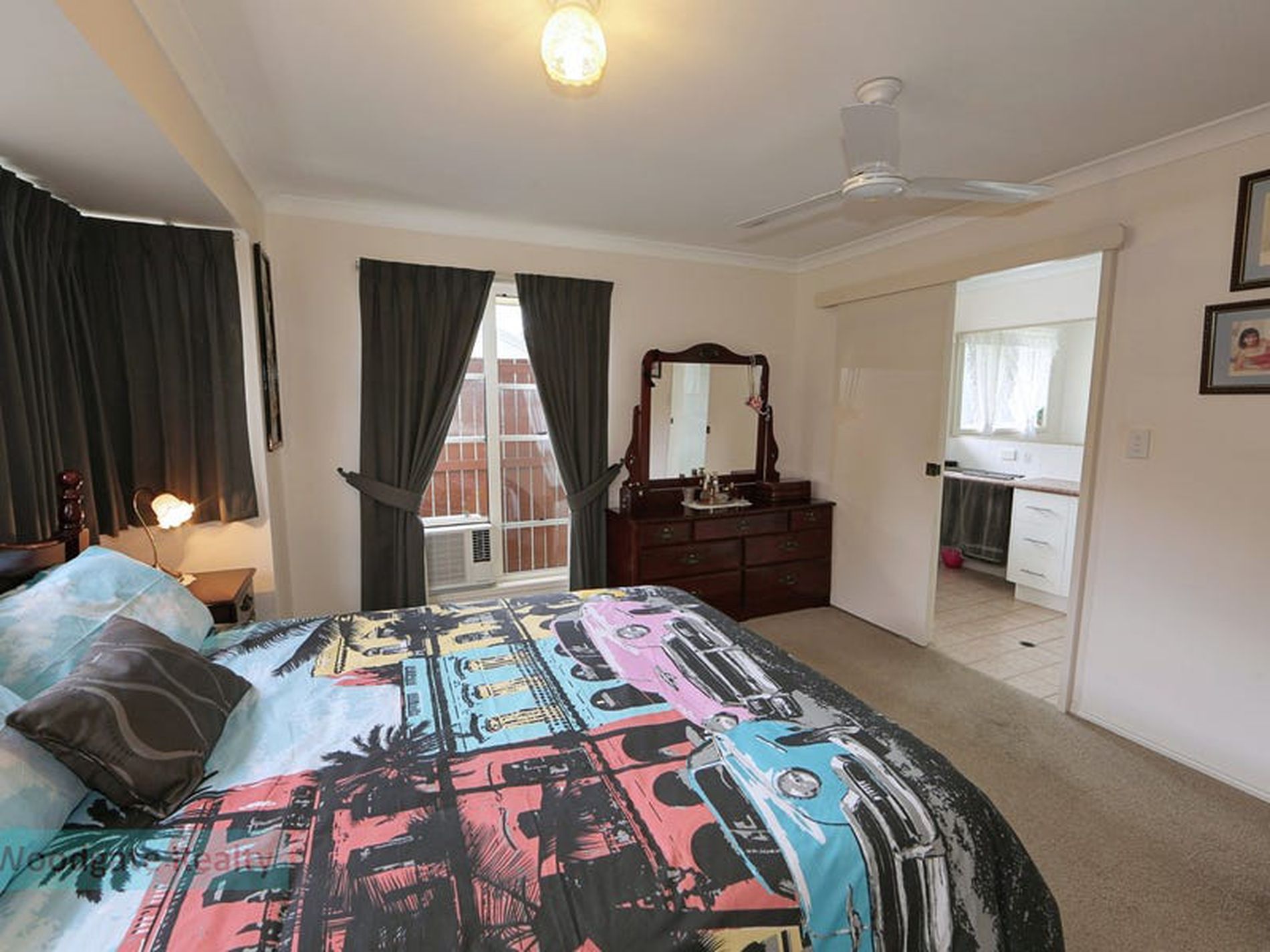 16 Emperor St, Woodgate