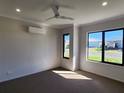 8 Fyfe Street, Walloon