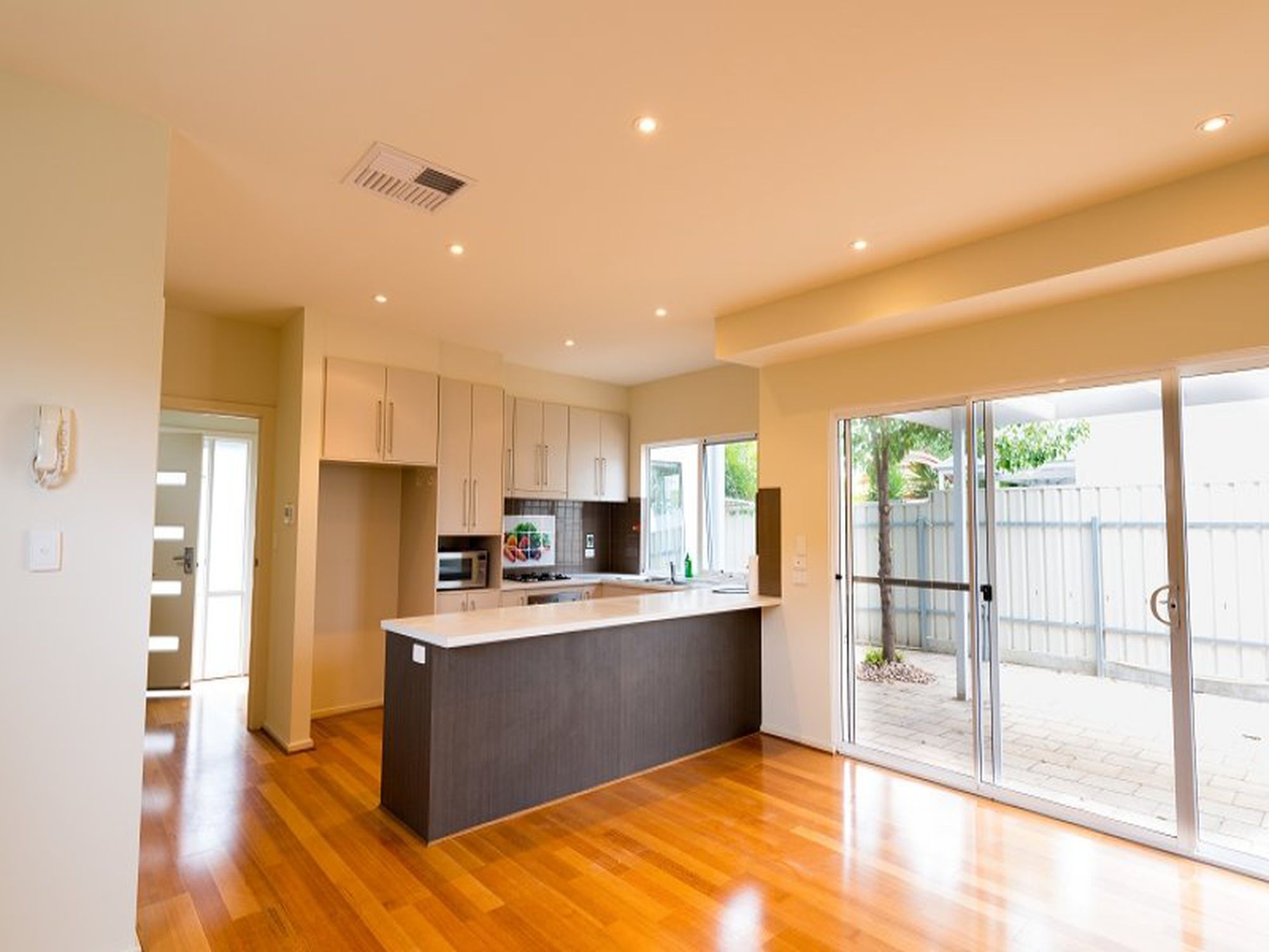 2 / 75 Brooker Terrace, Richmond