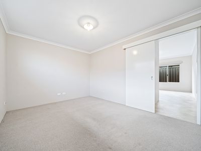 16 Snugglepot Street, Banksia Grove