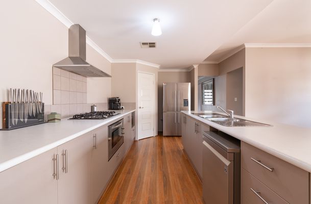 10 Pavonia Parade, Baldivis