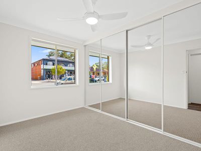 1 / 10 Railway Street, East Corrimal