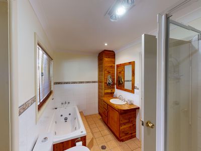 9 Gregory Court, Dubbo
