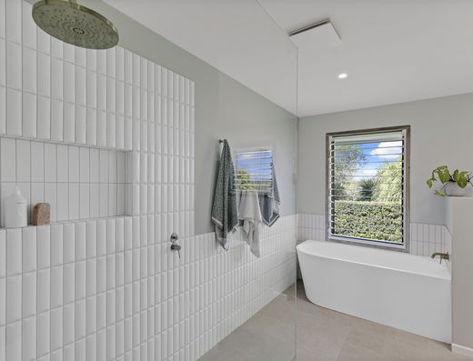 Lifestyle property with views over Eumundi image 20