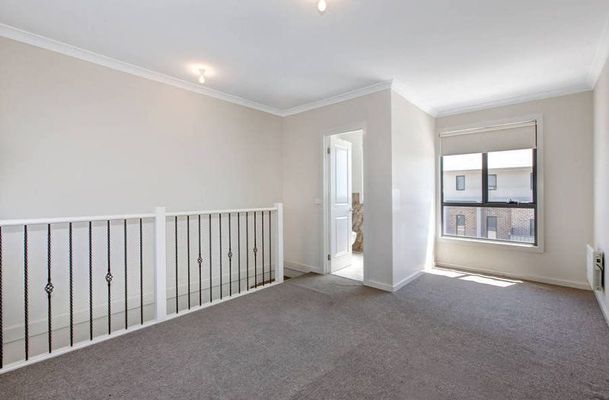 131 Marathon Boulevard, Craigieburn