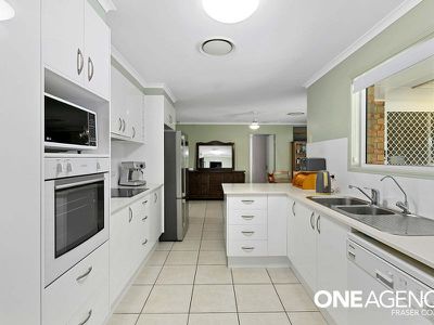 3 King Arthur Court, Urangan