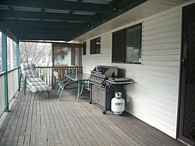 217 Ewing Road, Woodridge