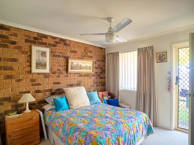 8 / 77-81 FRESHWATER STREET, TORQUAY QLD 4655, Torquay