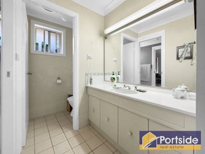 17 Paroa Avenue, Lemon Tree Passage