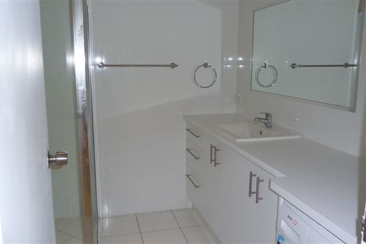 Unit 2/1 Munna Crescent, Noosaville