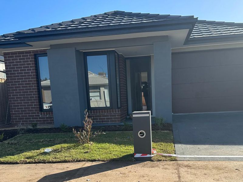 property_name(property)