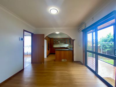 1 Newcastle Street, Thornbury