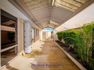 70 Harden Park Trail, Carramar