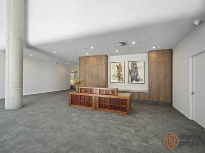 212 / 62 Constitution Avenue, Parkes