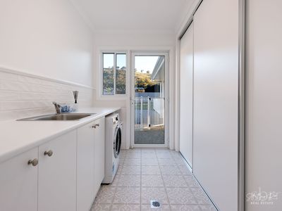 12 LANTERN DRIVE, Huon Creek