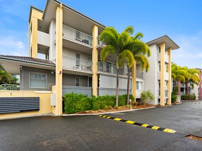 504 / 33 CLARK STREET, Biggera Waters