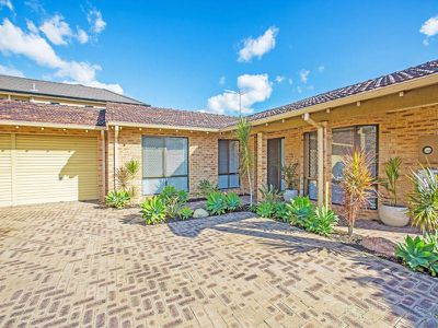 2 / 5B Fourth Avenue, Applecross