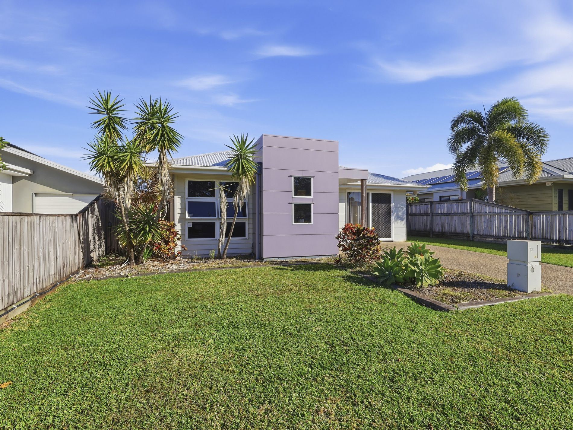 35 Sonoran Street, Rural View