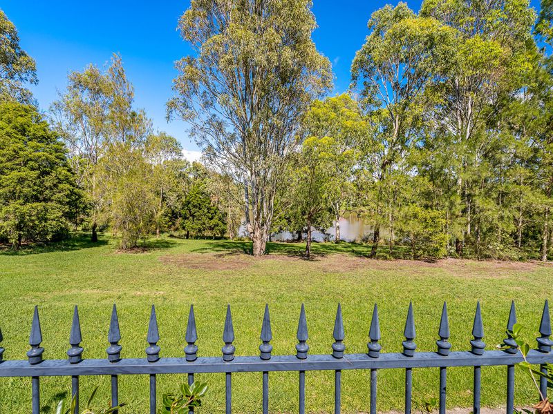 13 Lynton Court, Glenwood