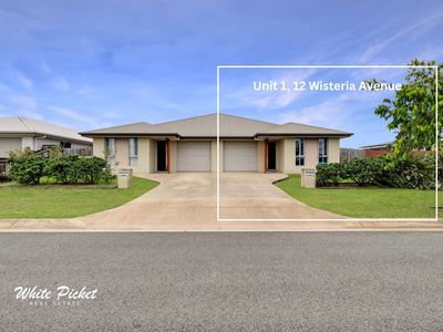 1 / 12 Wisteria Avenue, Ooralea Waters