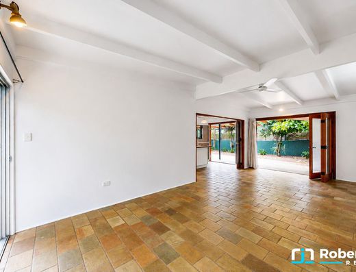 Affordable Living with Golf Course Outlook image 5