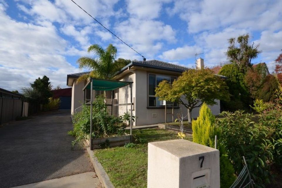 7 Osborne Street, Flora Hill