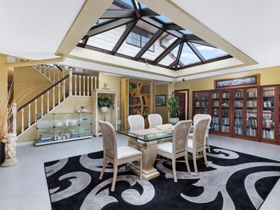 76 Rosebery Road, Guildford