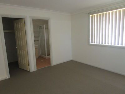 7 Gerroa Place, Prestons