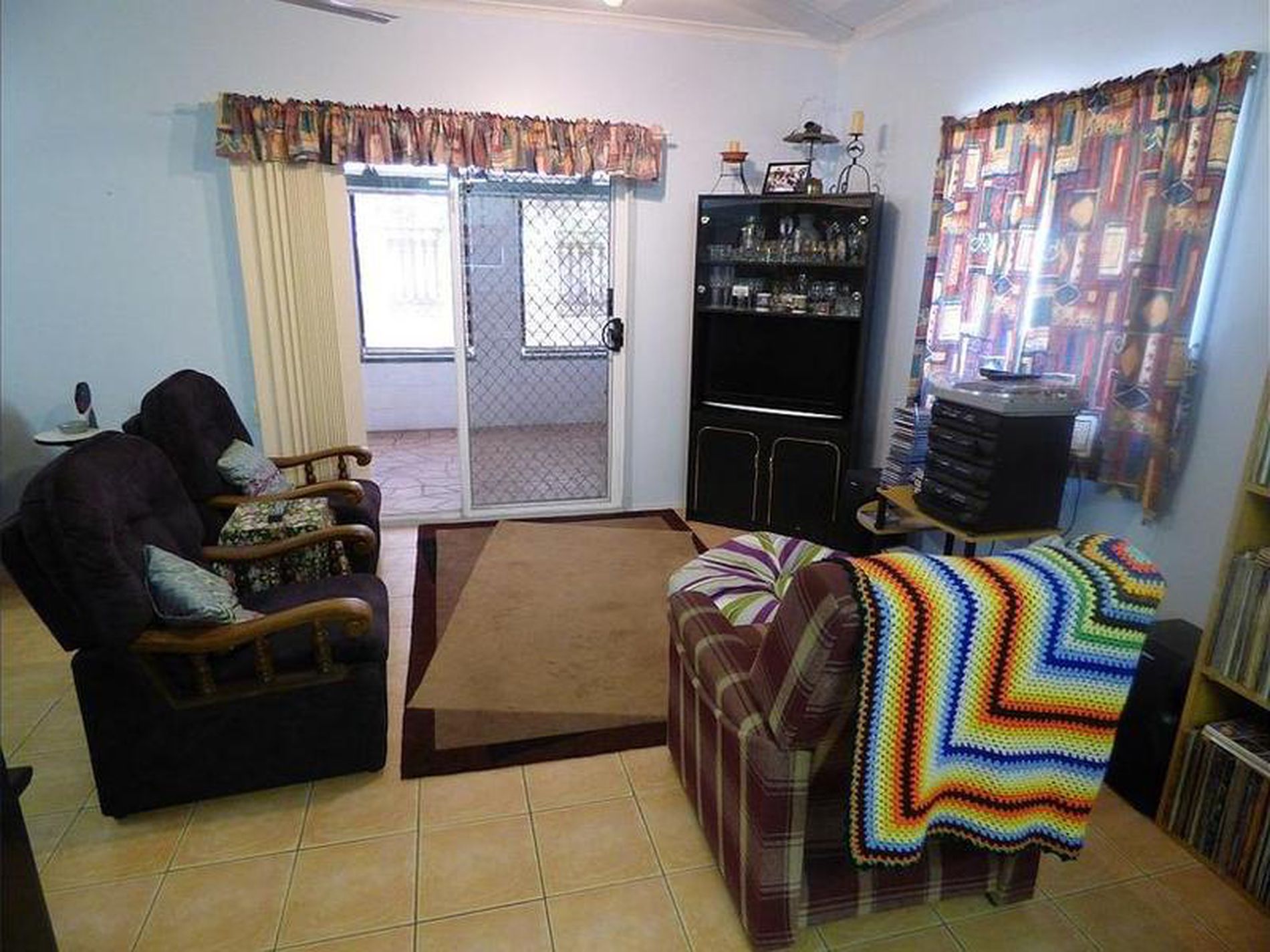 3 Esplanade, Walkers Point
