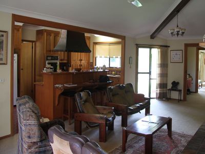 8 Chelmsbrook Drive, Rainbow Flat