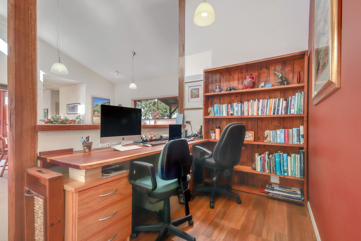 83 Rainforest Parkway, Narooma
