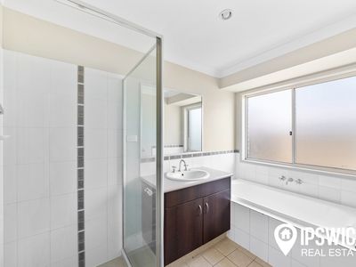 11 Spoonbill Court, Lowood