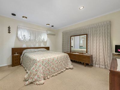 12 Ambrosius Street, Carindale