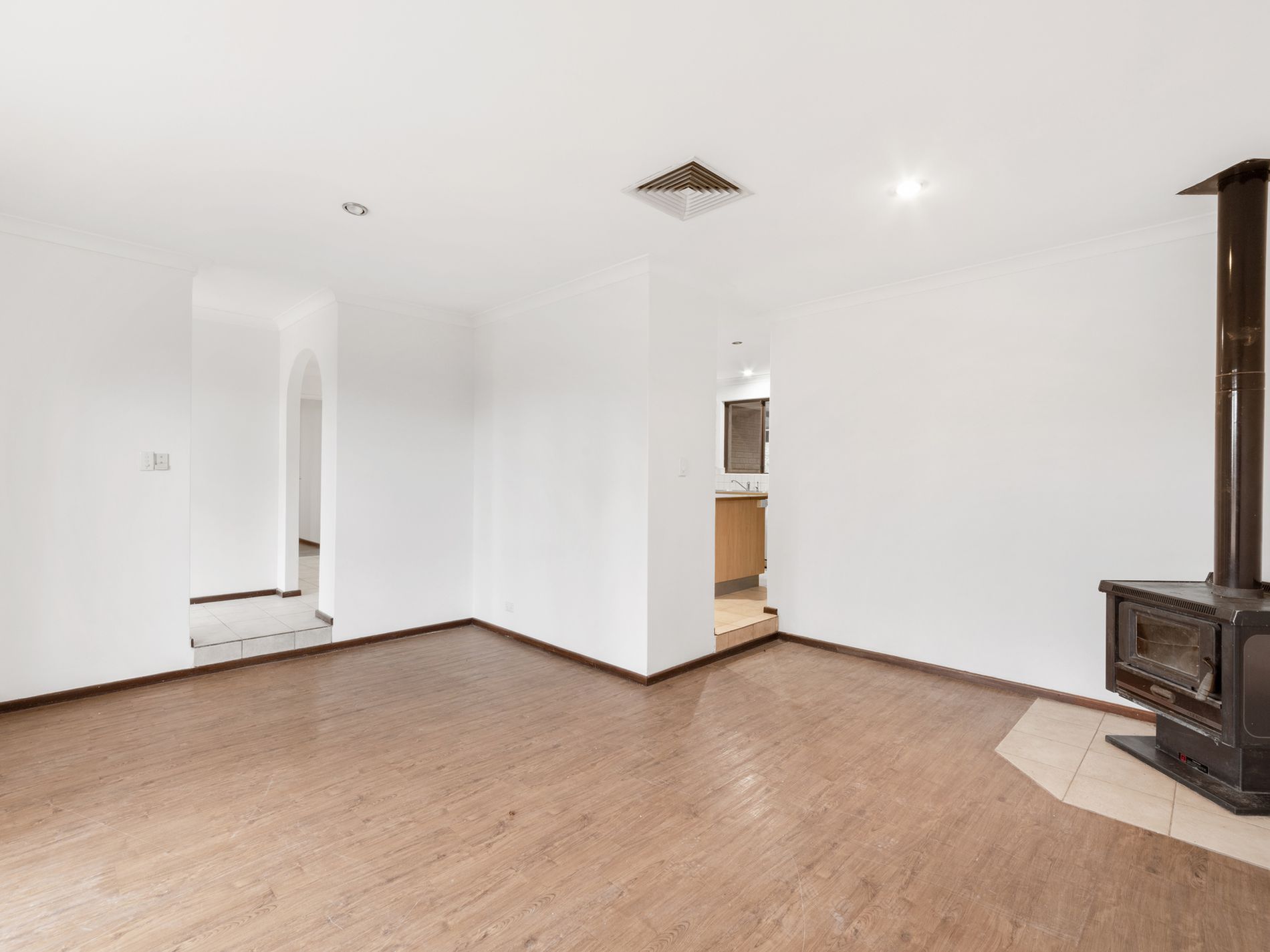 10 O'Connor Way, West Lamington