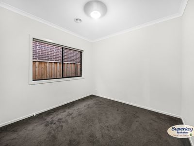 16 Origin Drive, Tarneit