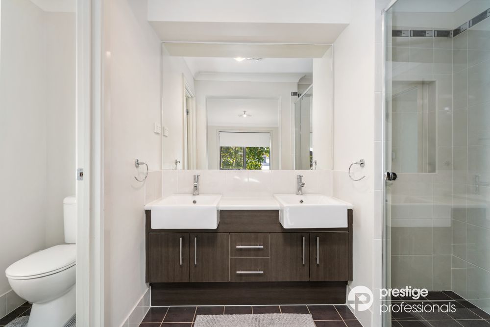 11 Turton Road, Moorebank