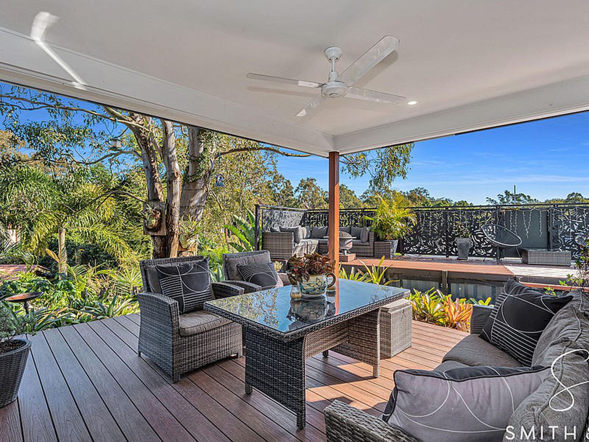 22 Mizen Place, Holland Park West