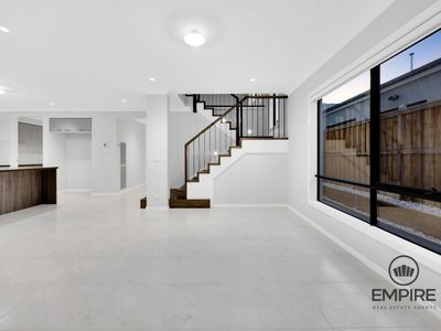 5 Herens Road, Clyde North