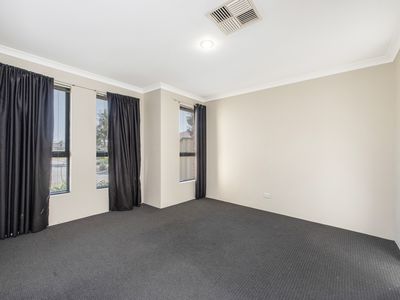 11 Carramup Circle, Port Kennedy