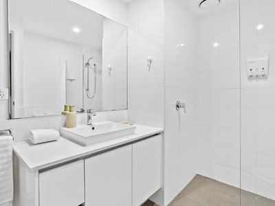 2214 / 1-7 Waterford Court, Bundall