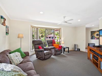 100 Outlook Drive, Tewantin