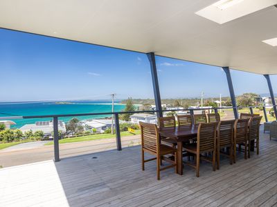 46 Sunset Strip, Manyana