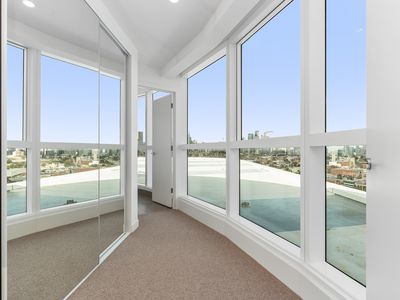 M1504 / 188 Macaulay Road, North Melbourne